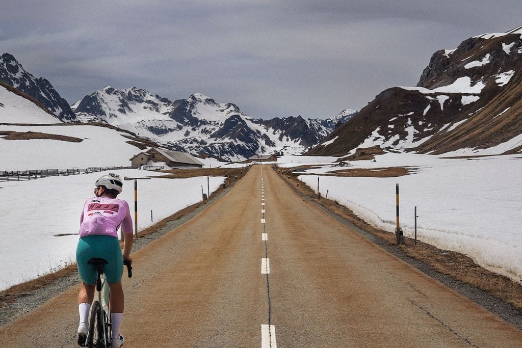 Andreas am Rennrad in der Schweiz (Albulapass) © Lukas Tolzmann